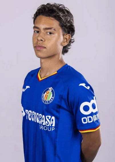 Atleta EC10 em experiência no Getafe